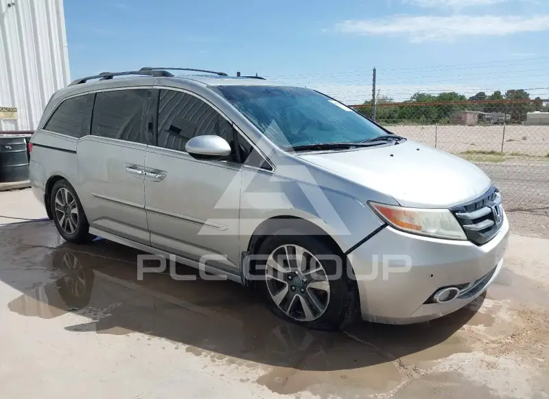 2015 Honda ODYSSEY фото