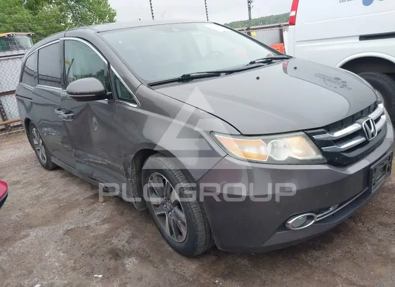 2015 Honda ODYSSEY фото