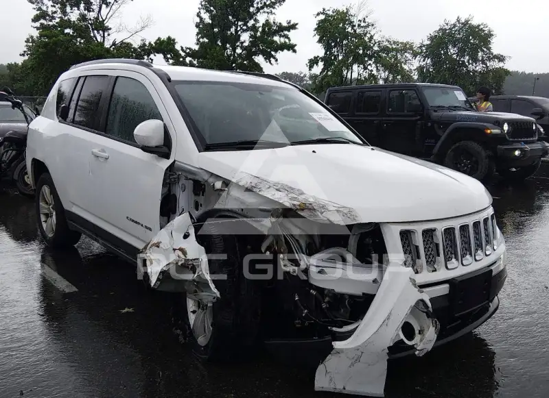 2015 Jeep COMPASS photo