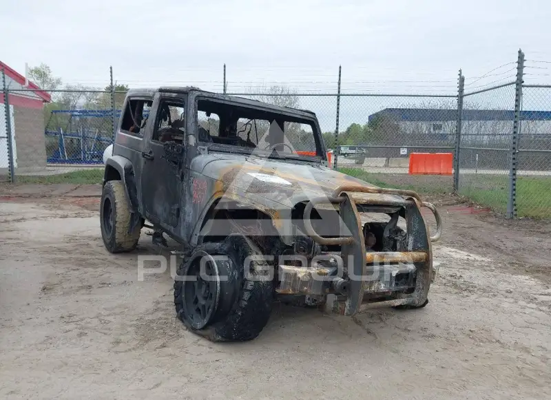 2015 Jeep WRANGLER фото