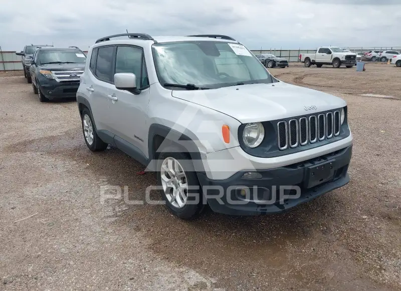 2015 Jeep Renegade photo