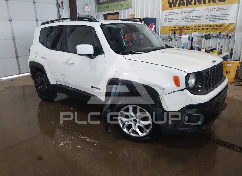 2015 Jeep Renegade photo