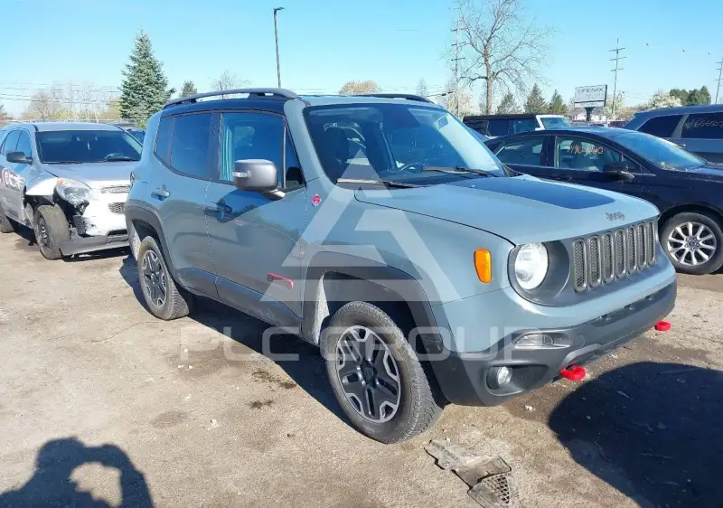 2015 Jeep Renegade фото