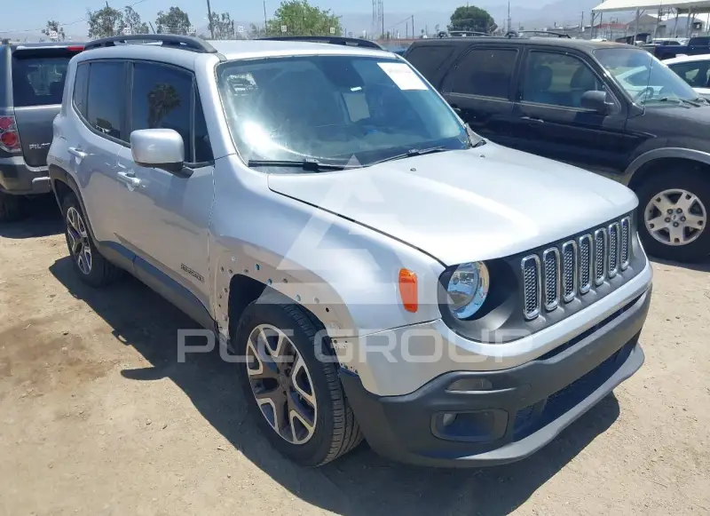 2015 Jeep Renegade photo