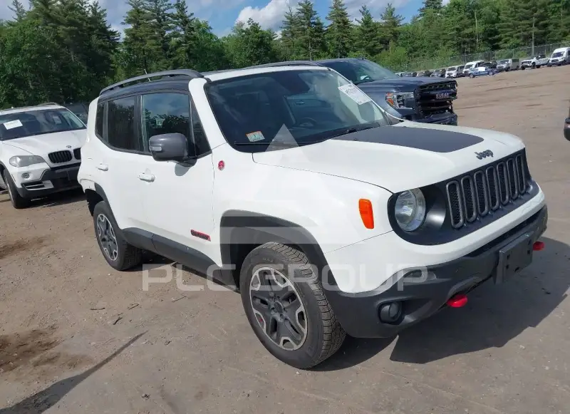 2015 Jeep Renegade photo
