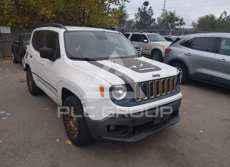2015 Jeep Renegade photo