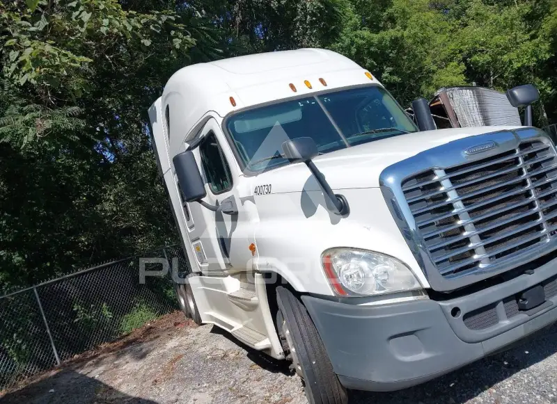 2015 Freightliner  photo