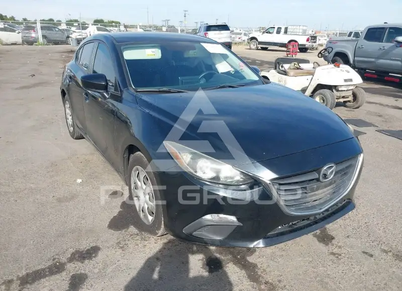 2015 Mazda 3 фото