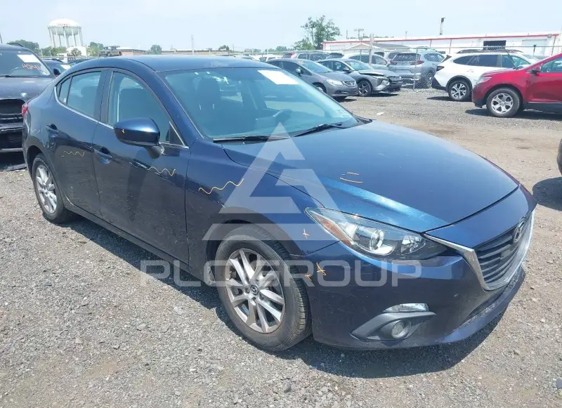 2015 Mazda 3 photo