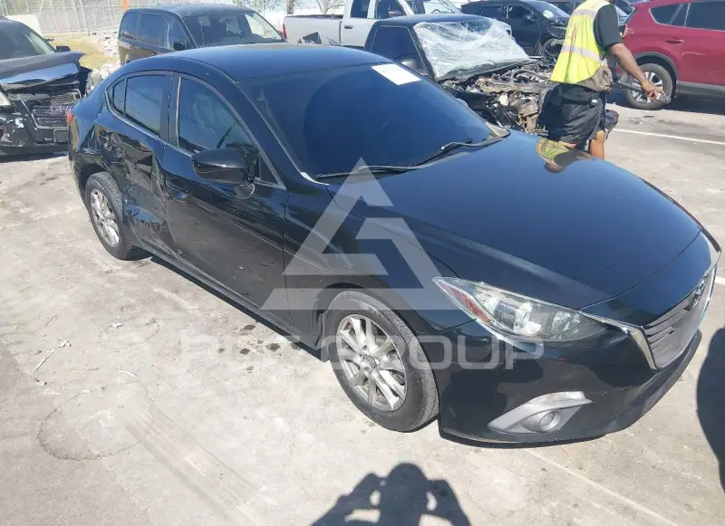 2015 Mazda 3 фото