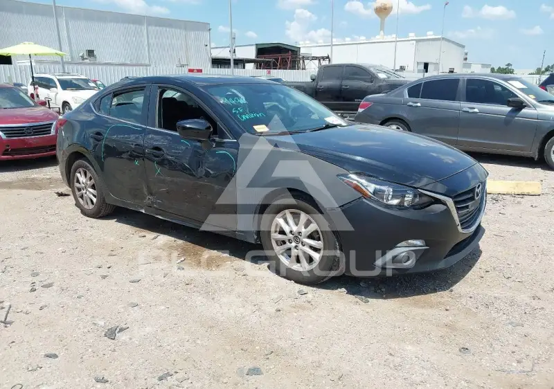 2015 Mazda 3 photo