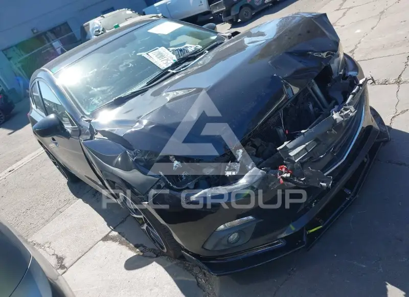 2015 Mazda 3 photo