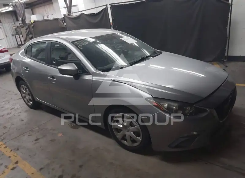 2015 Mazda 3 фото