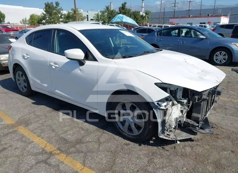 2015 Mazda 3 фото