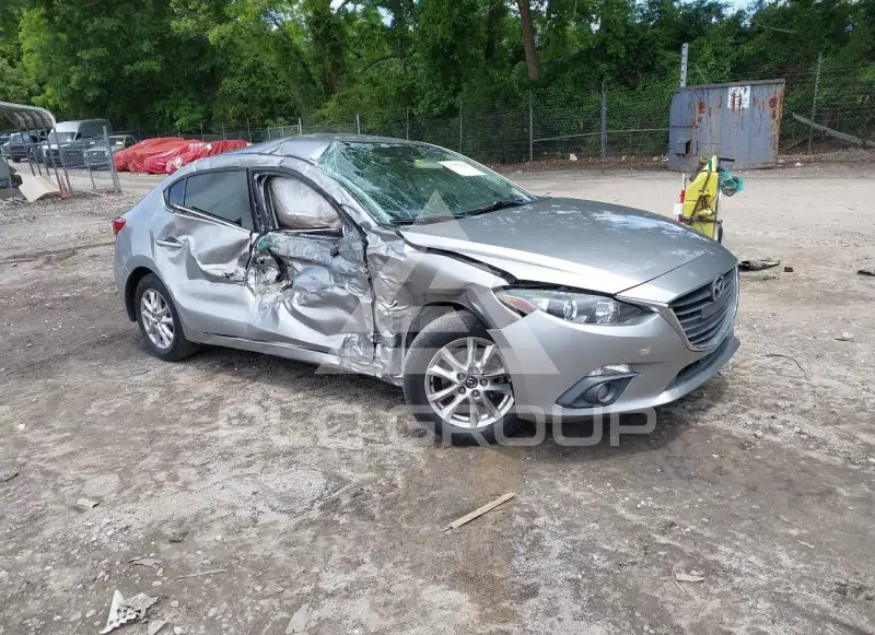 2015 Mazda 3 photo