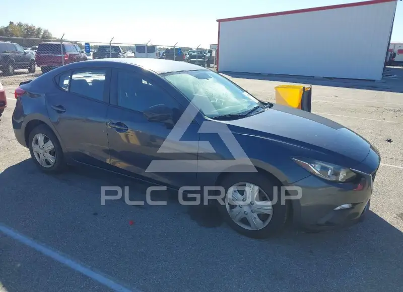 2015 Mazda 3 photo