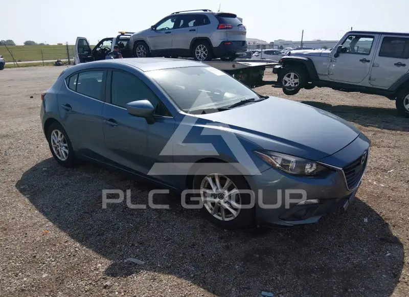 2015 Mazda 3 фото