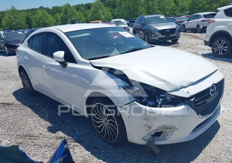 2015 Mazda 3 фото