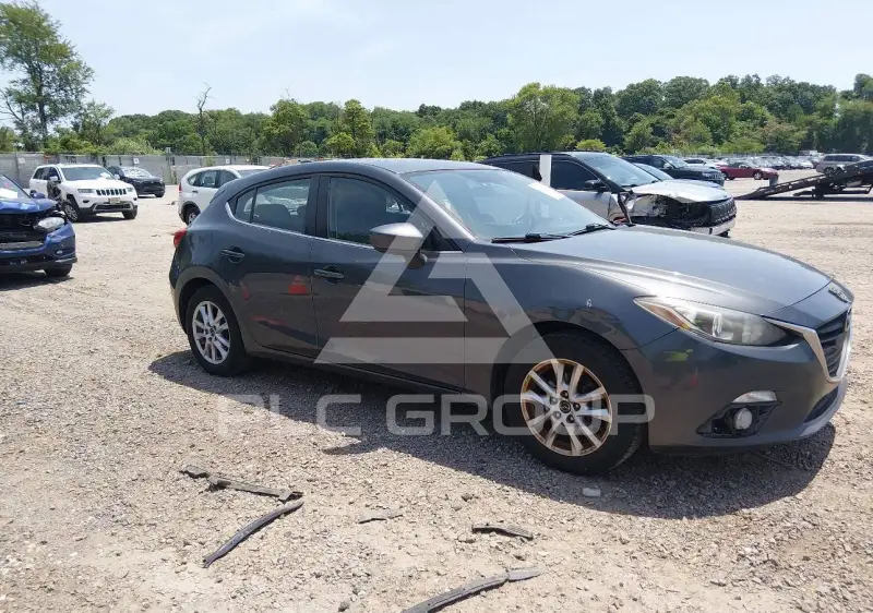 2015 Mazda 3 фото