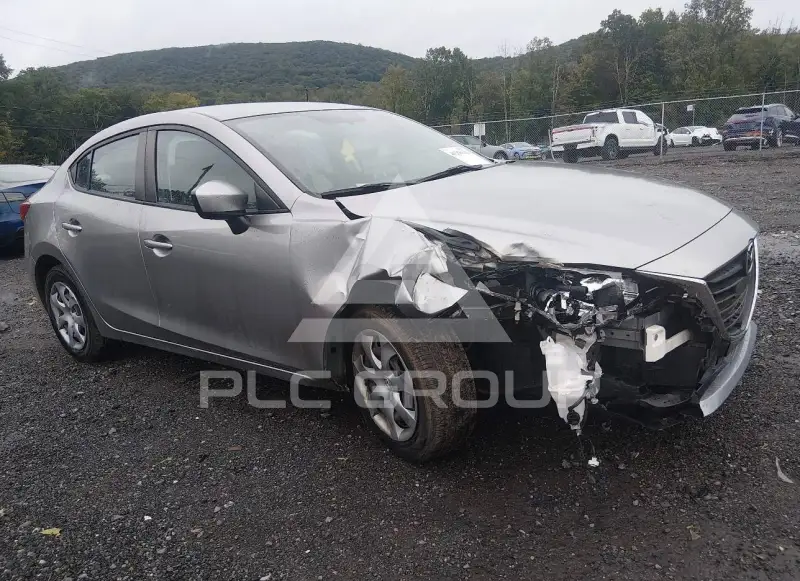 2015 Mazda 3 фото