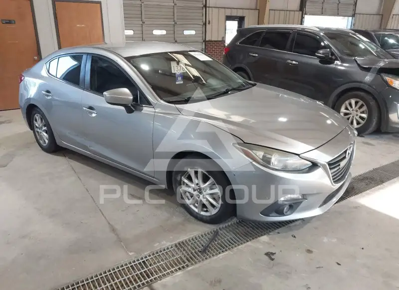 2015 Mazda 3 фото