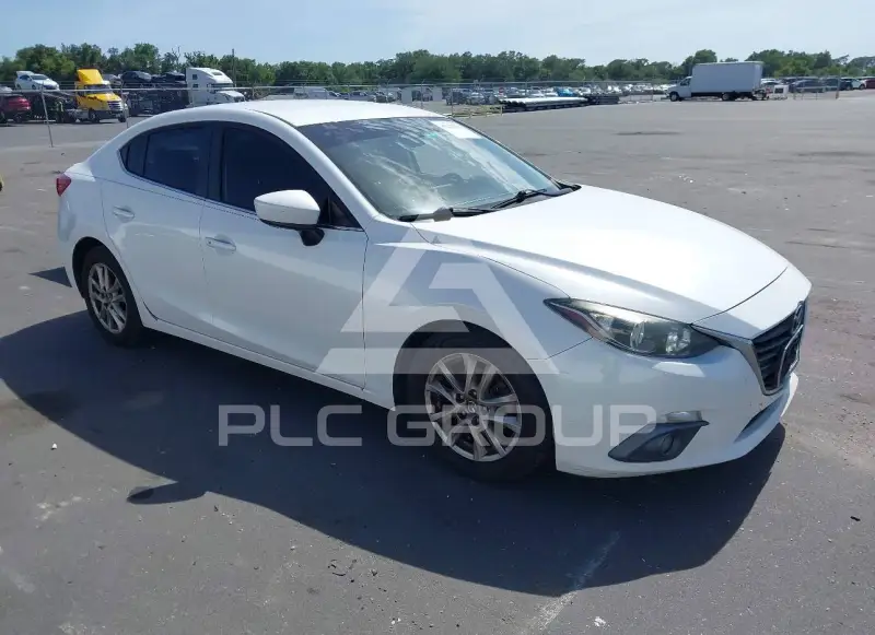 2015 Mazda 3 photo