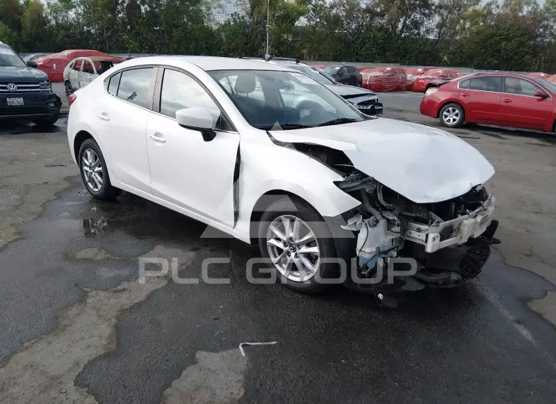2015 Mazda 3 фото