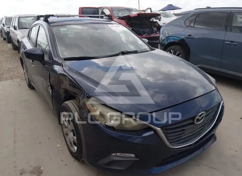 2015 Mazda 3 фото