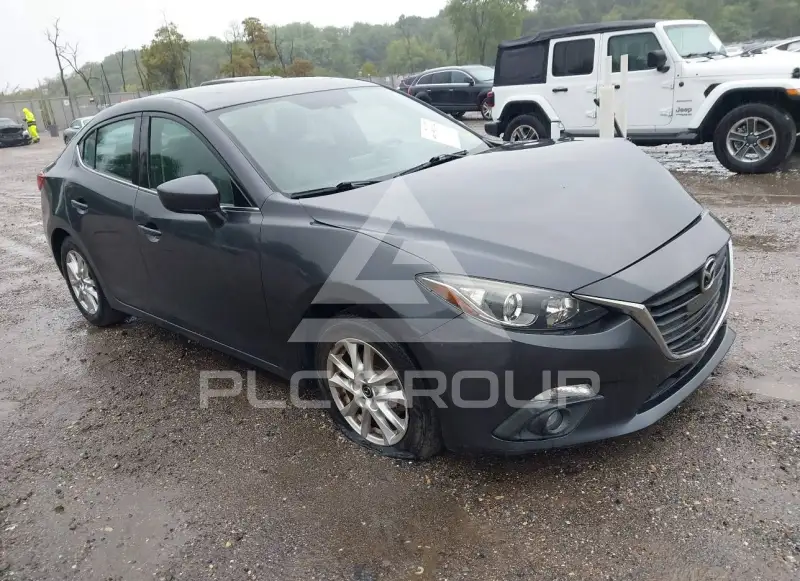 2015 Mazda 3 фото