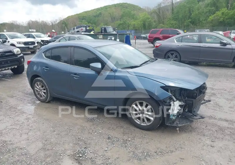 2015 Mazda 3 фото