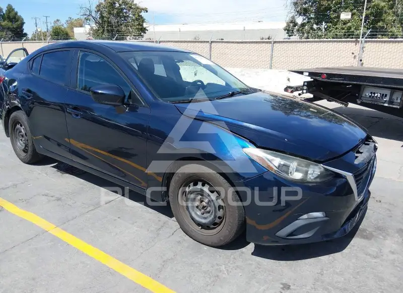 2015 Mazda 3 фото