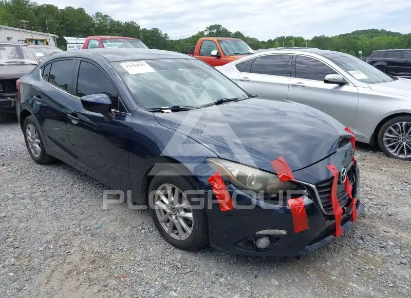 2015 Mazda 3 photo
