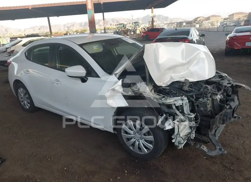 2015 Mazda 3 фото