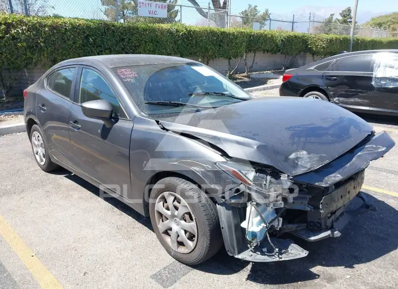 2015 Mazda 3 фото