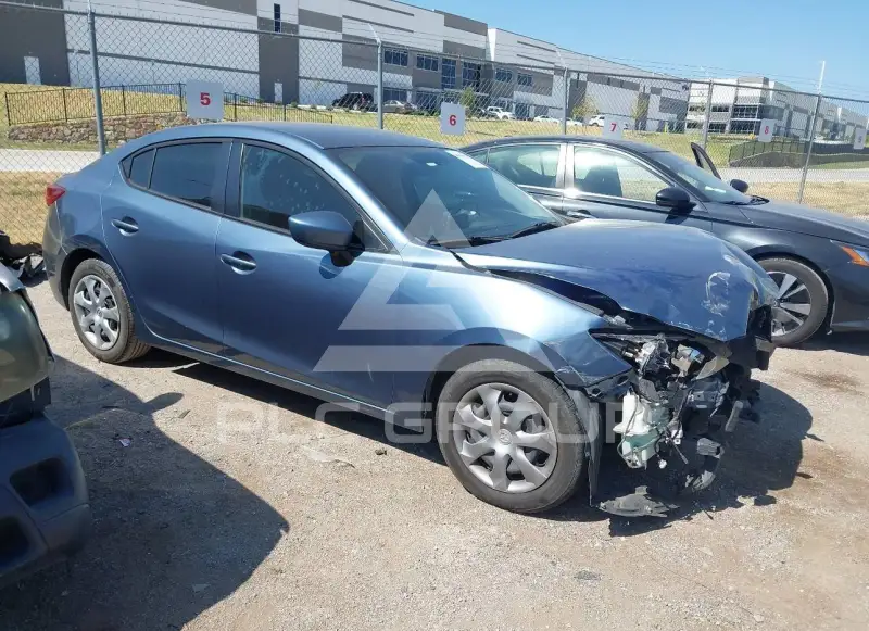 2015 Mazda 3 фото