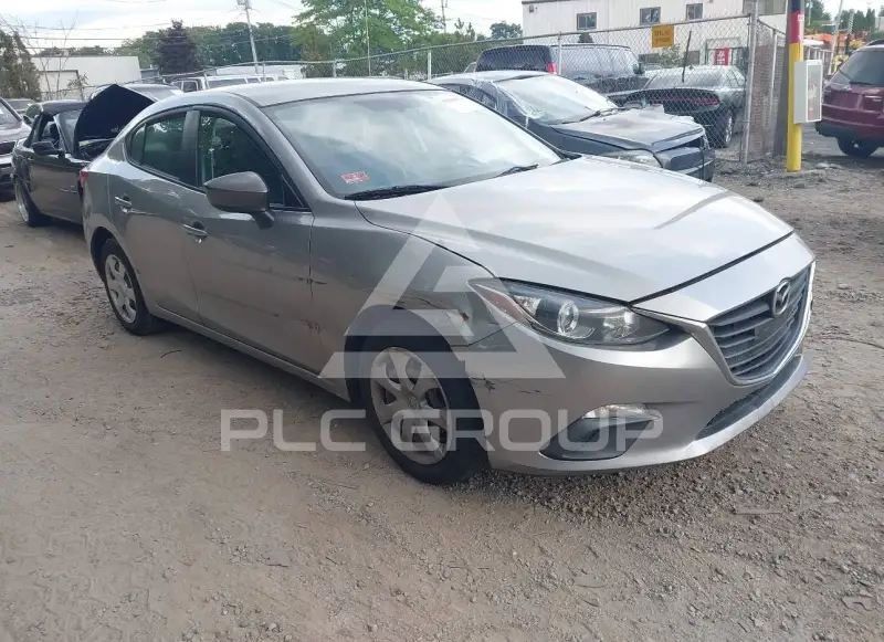 2015 Mazda 3 photo