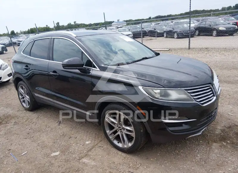 2015 Lincoln MKC photo