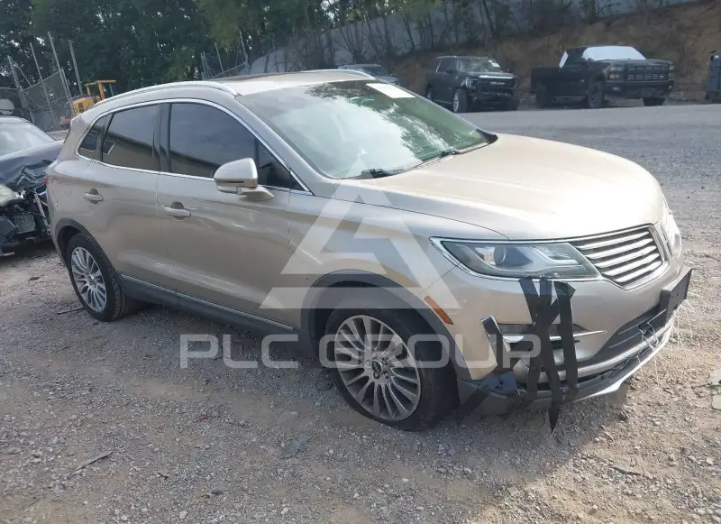 2015 Lincoln MKC photo
