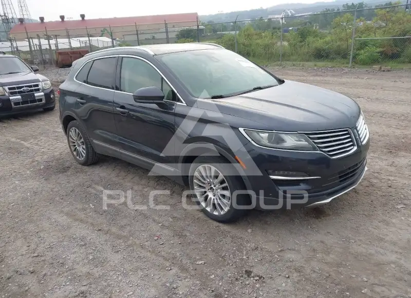 2015 Lincoln MKC photo