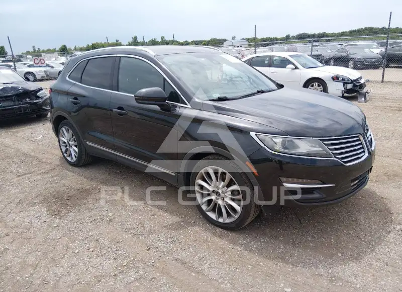 2015 Lincoln MKC photo
