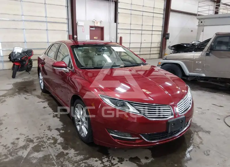 2015 Lincoln MKZ photo