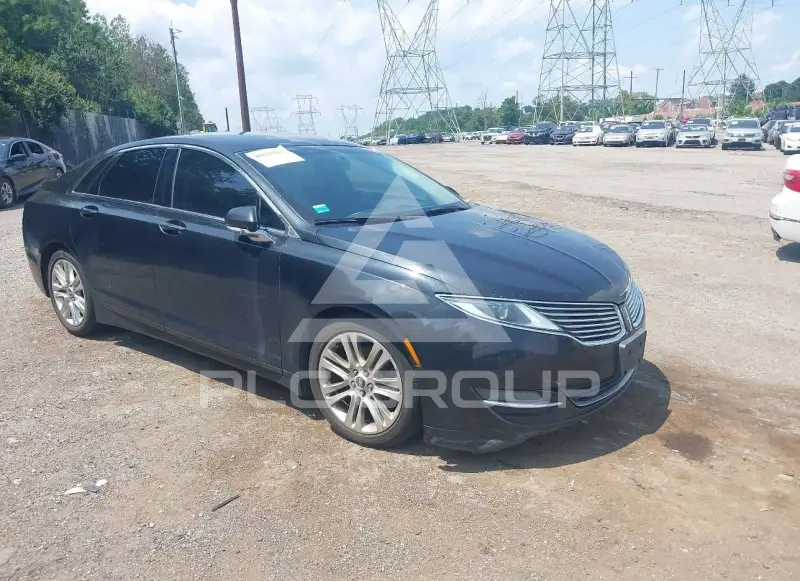 2015 Lincoln MKZ photo