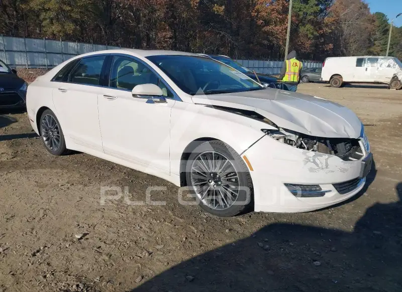 2015 Lincoln MKZ photo