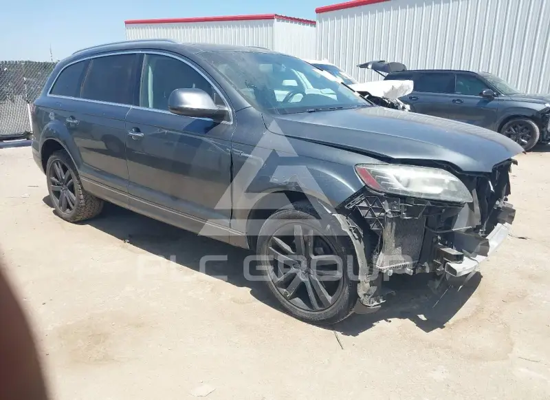 2015 Audi Q7 photo