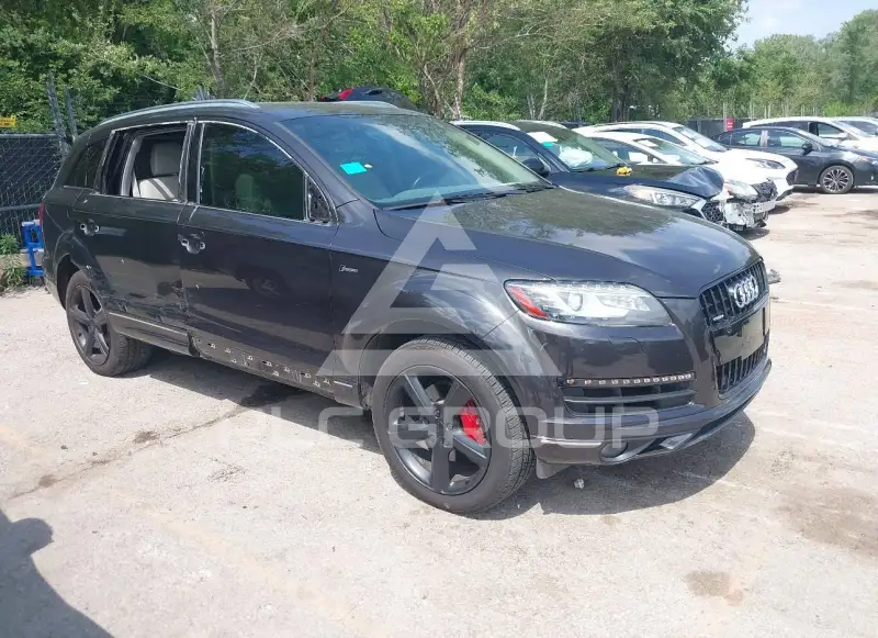 2015 Audi Q7 фото