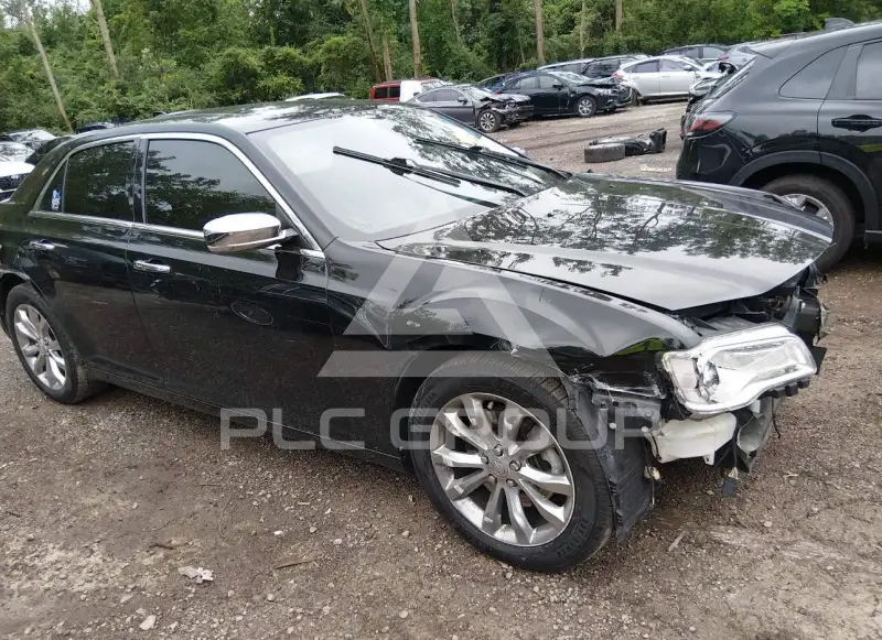 2015 Chrysler 300 фото