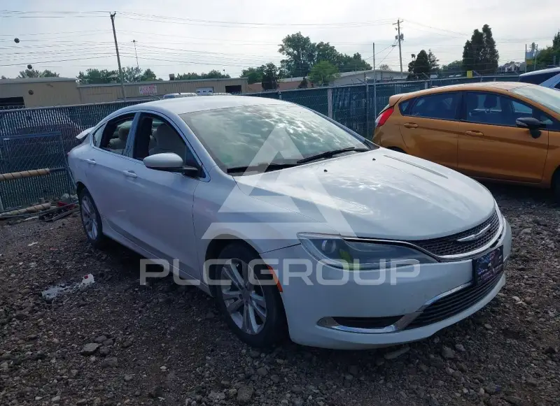 2015 Chrysler 200 фото