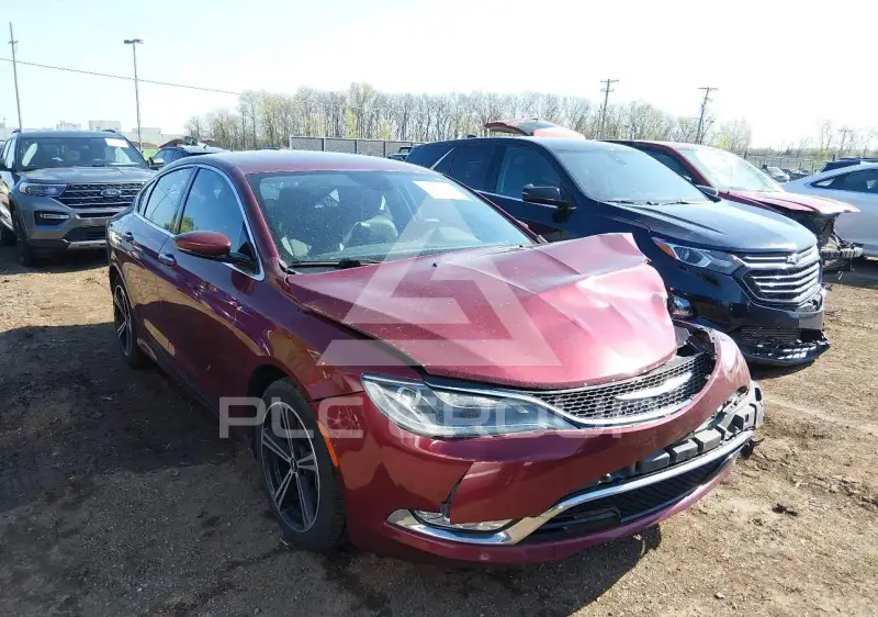 2015 Chrysler 200 photo