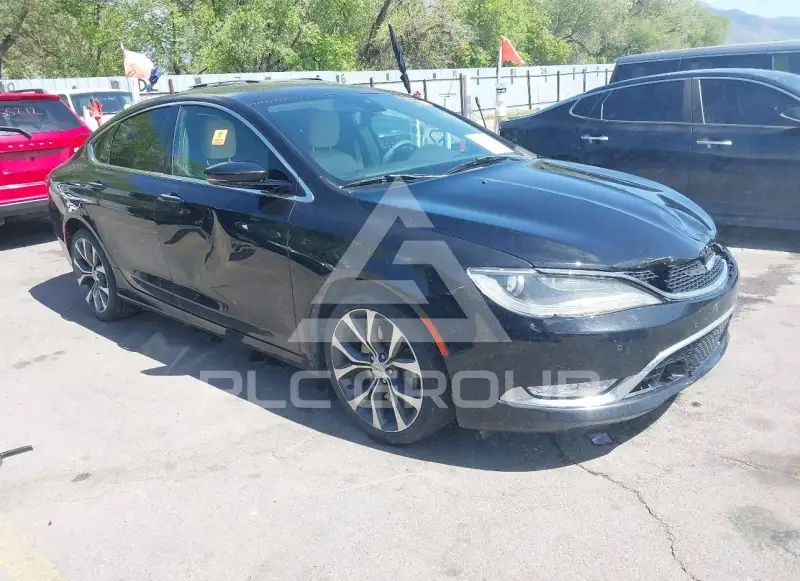2015 Chrysler 200 фото