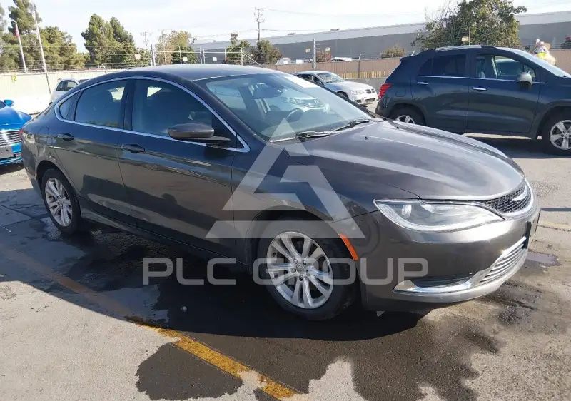 2015 Chrysler 200 photo